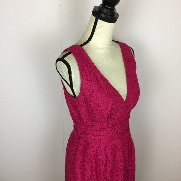 Trina Turk Los Angeles Sheath Dress Size 6 Womans Pink Lace Sleeveless V Neck - Picture 7 of 14